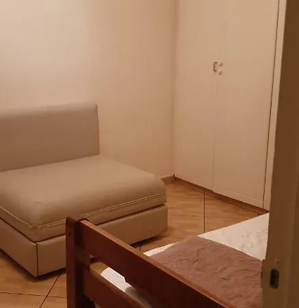 Family شقة لارنكا